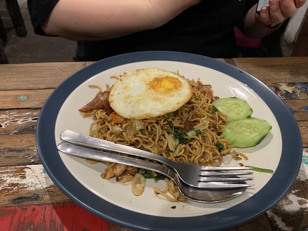 Varuna Warung 2