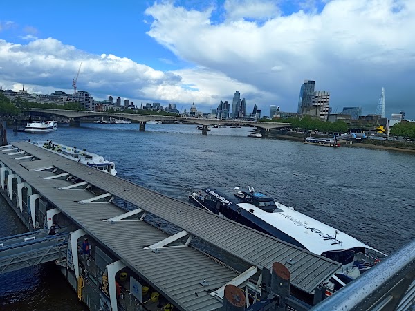 Embankment Pier