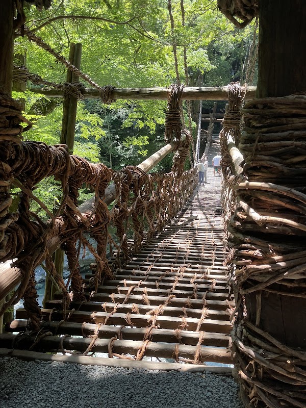 Kazura bridge 4