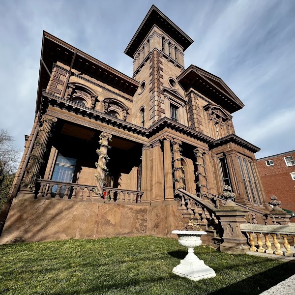 Victoria Mansion 5