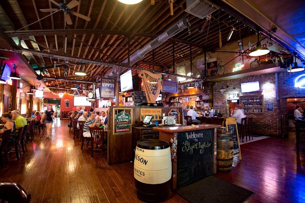 Llywelyn's Pub - Webster Groves