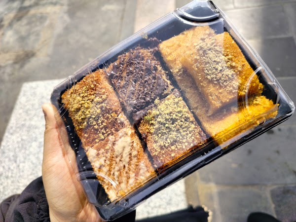 Madinah food street 5