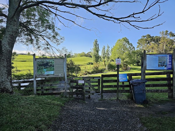Te Waihou (Whites Road) Car Park 4