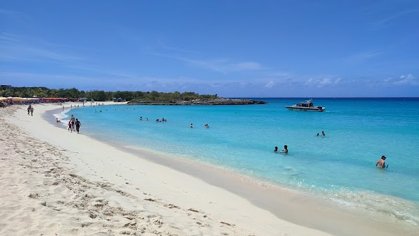 Mullet Bay Beach 5