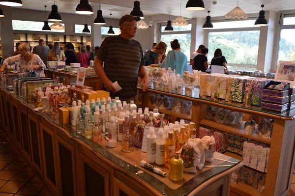 Parfumerie Fragonard - L'usine Laboratoire Èze - Visite Gratuite & Guidée 2