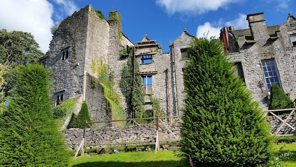Hay Castle 5
