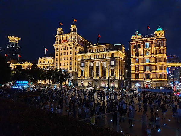 The Bund Riverside Hotel