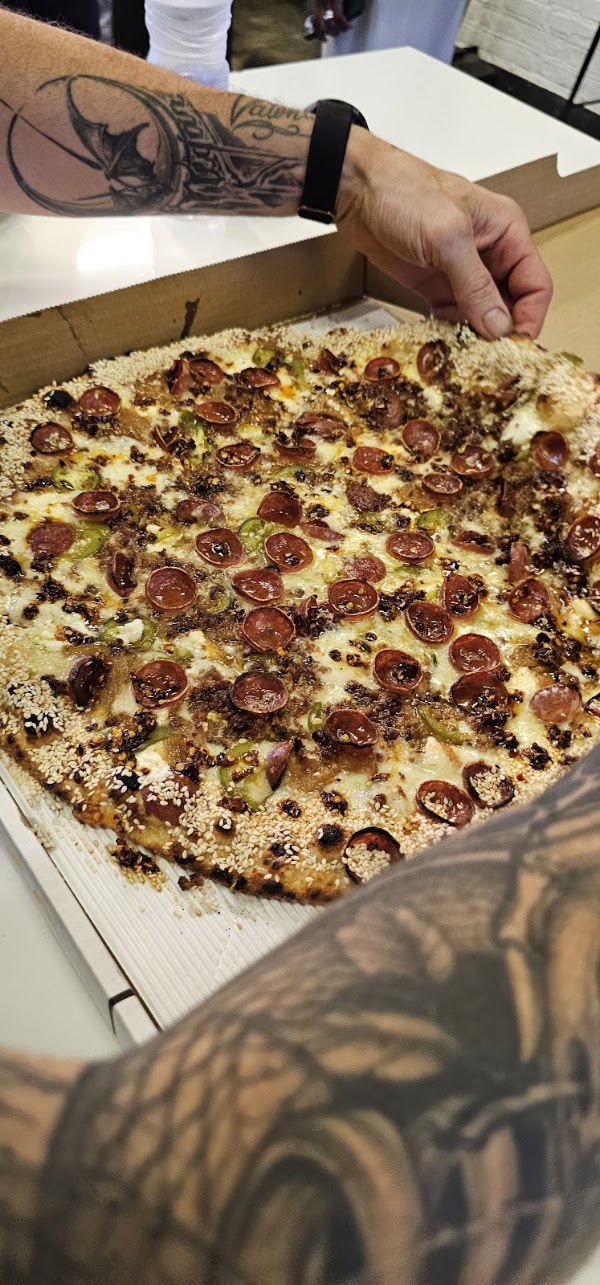 Maker Pizza Cameron 3