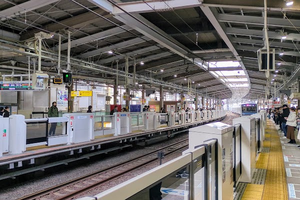 Hon-Atsugi Station 4