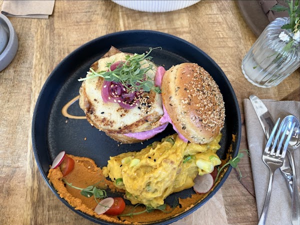 Alua Vegan Catering & Café 3