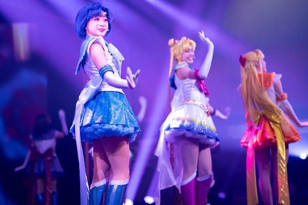 Sailor Moon Shining Theater [Club eX] 4