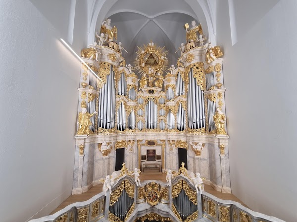 St Elizabeth of Hungary Roman Catholic parish 2