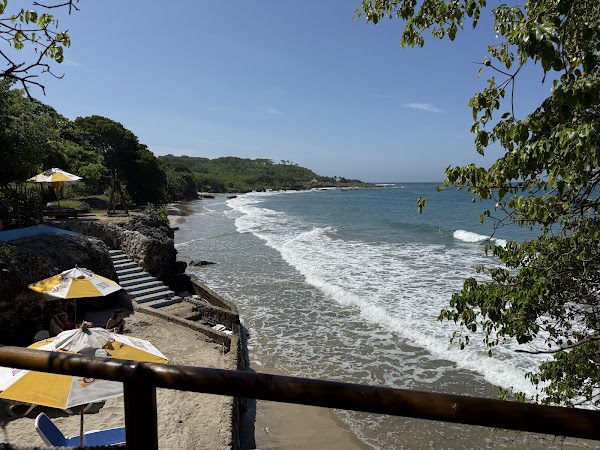 Baia Bella Beach Club 5