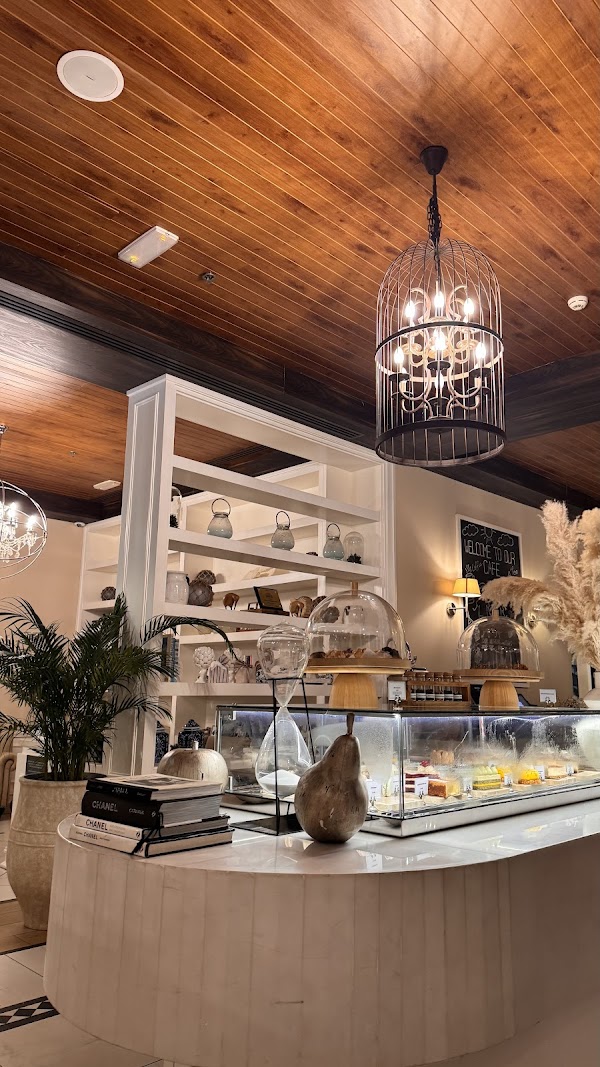 The Hamptons Cafe & Restaurant Jumeirah Islands 2