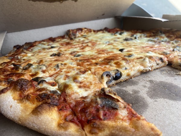 Gigio's Pizzeria 4