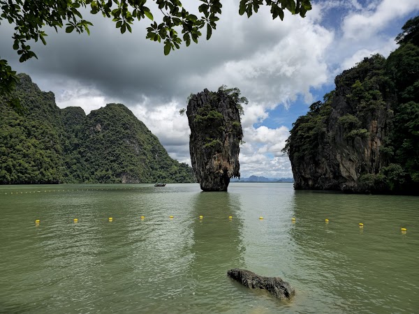 James Bond Island 1