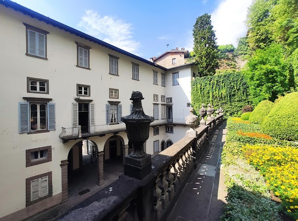 Palazzo e Giardini Moroni 5