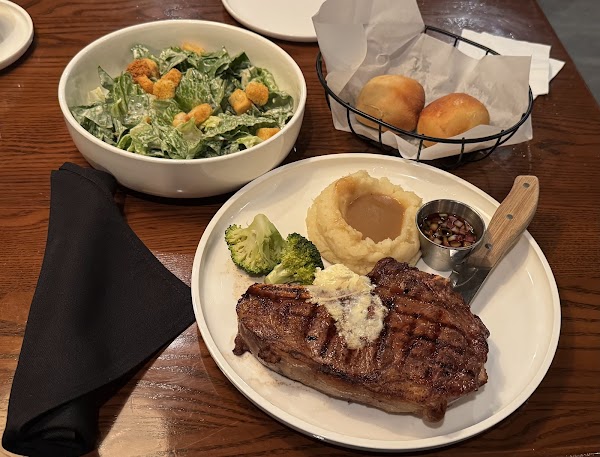 Lone Star Steakhouse 3