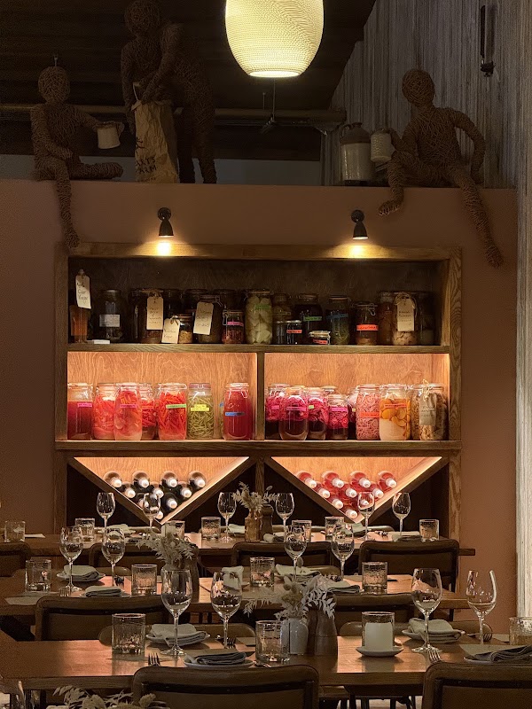 The Farm Table – Darts Farm
