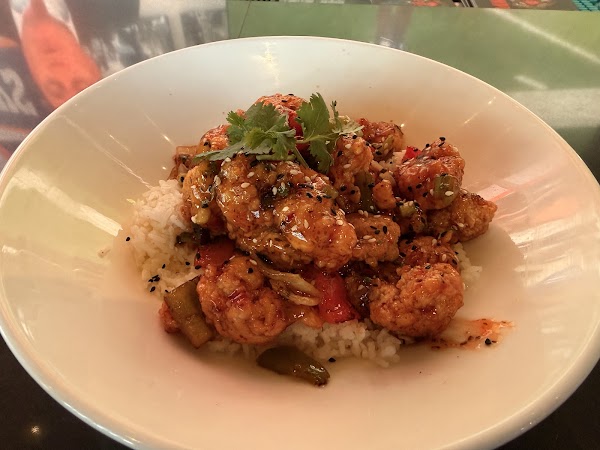 Shark Club Sports Bar & Grill 4