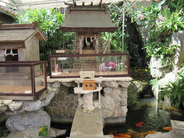 Okino-gû Shrine 3