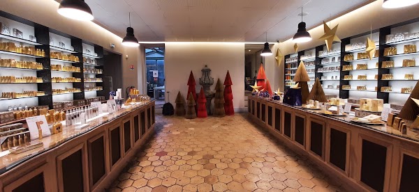 Parfumerie Fragonard - The History Factory Grasse 4