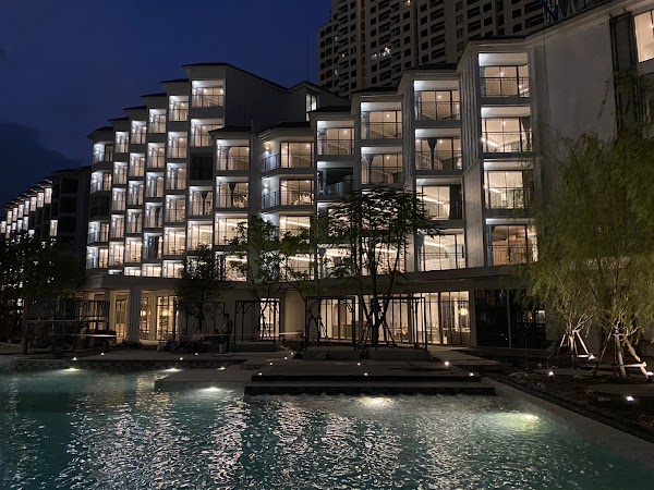 The Quarter Chao Phraya by UHG