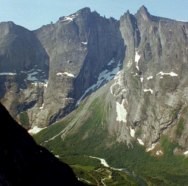 Troll Wall