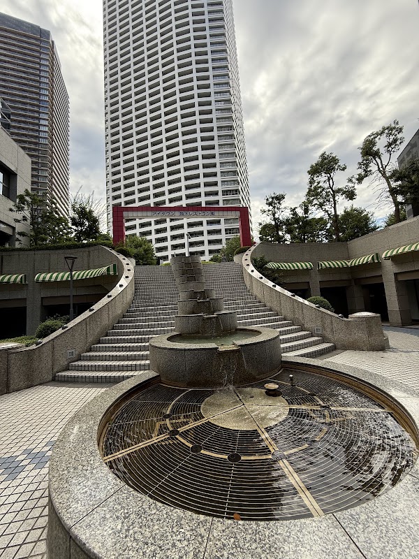 Shinjuku Square Tower 5