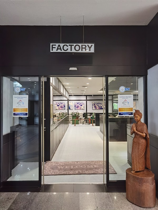 GEMS GALLERY Phuket 1