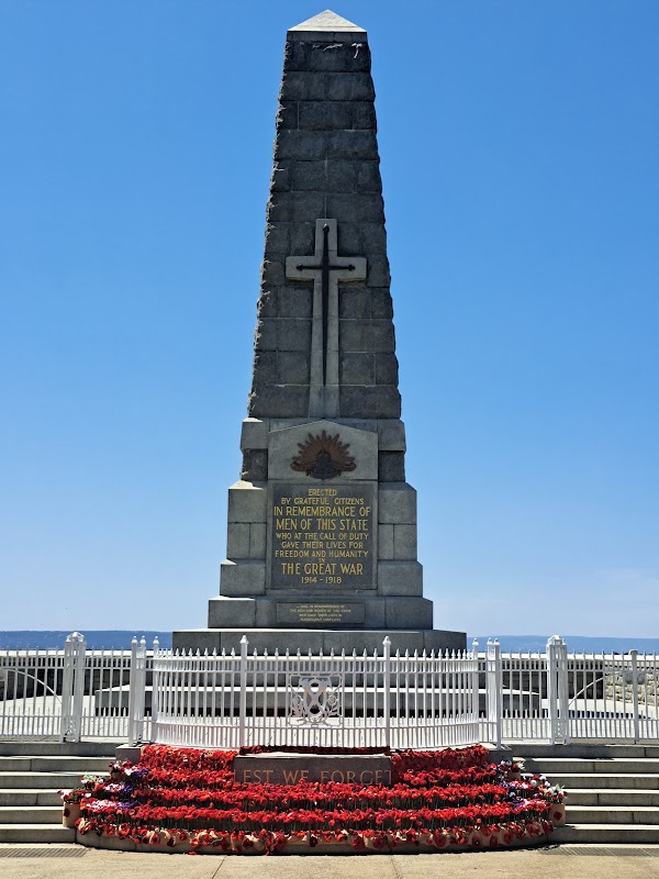 Flame of Remembrance & Pool of Reflection 4