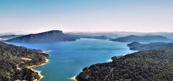 Lake Waikaremoana 4