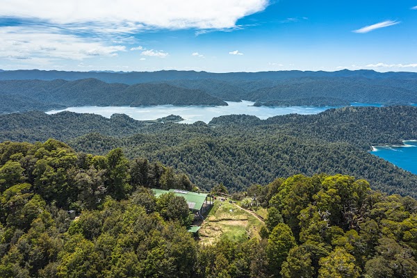 Lake Waikaremoana 2