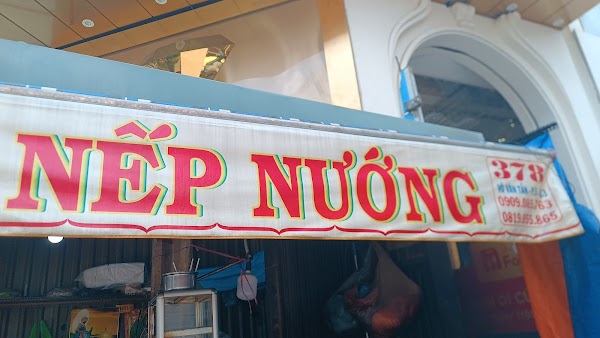 Chuối nếp nướng Võ Văn Tần