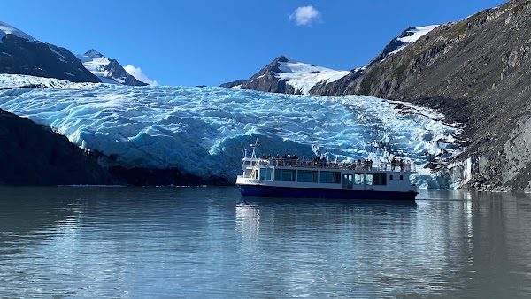 Portage Glacier Cruises