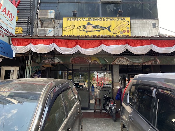 Pempek 161 radio dalam