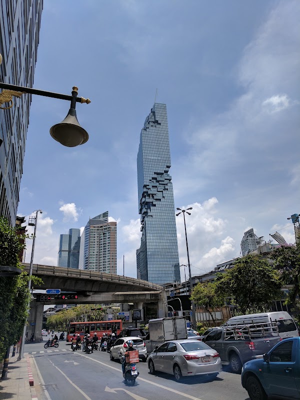 MahaNakhon 4