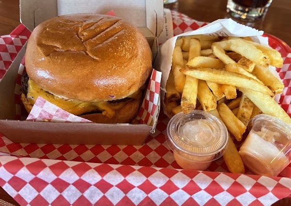 Small Cheval- Wrigleyville 4