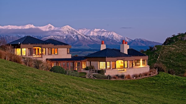 Cabot Lodge
