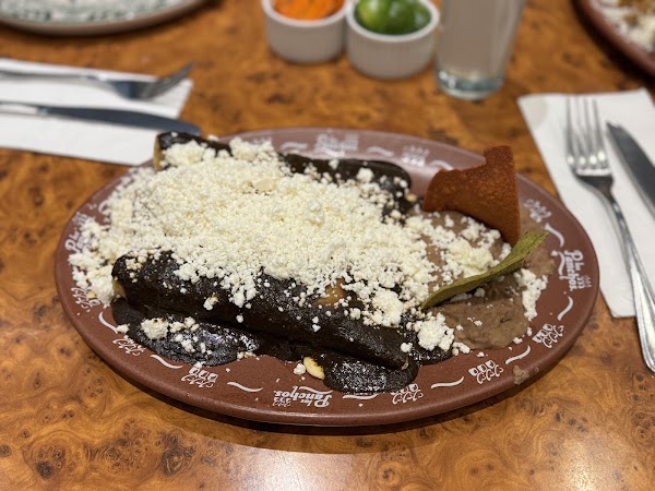 Los Panchos Restaurant 3