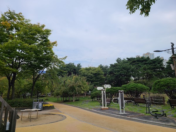 Gandeme Park 4