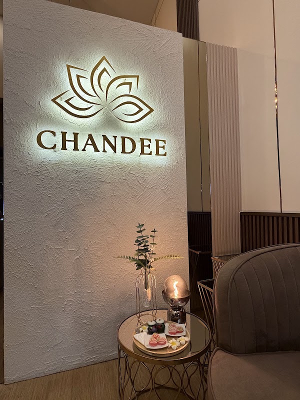 Chandee Head Spa & Massage (Silom) 5