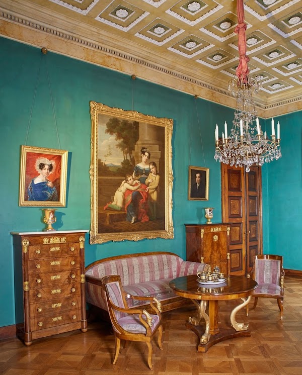 Ehrenburg Palace 4