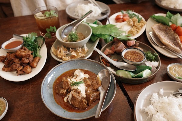 RASIK LOCAL KITCHEN 3