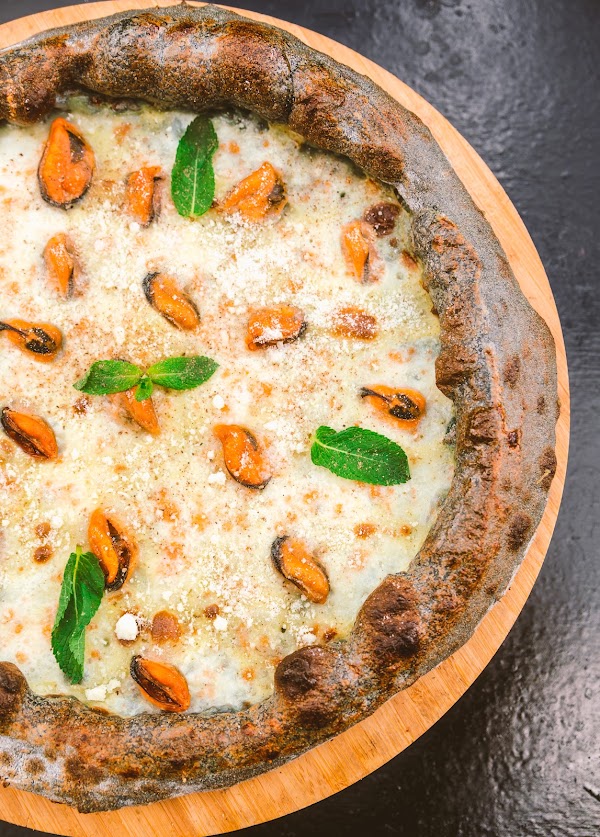 Pizzeria La Roccia 5