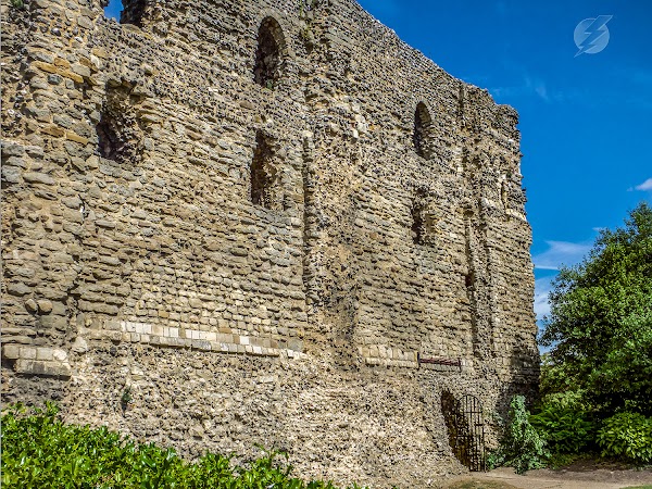 Canterbury Castle 5