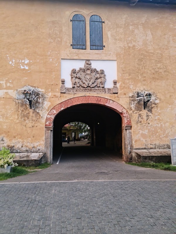 Fort Entrance (Slvar Gate)