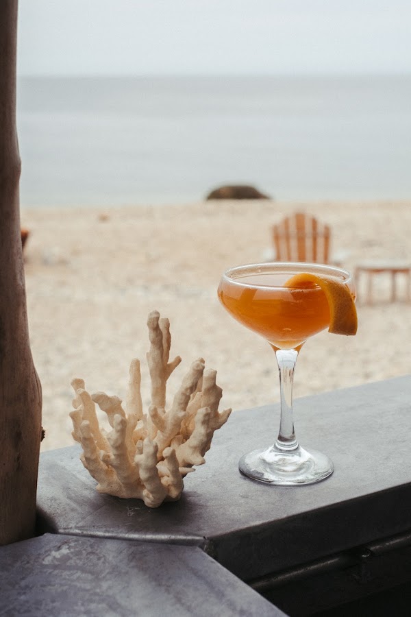 Low Tide Beach Bar at Sound View Greenport