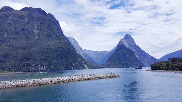 Milford Track 4