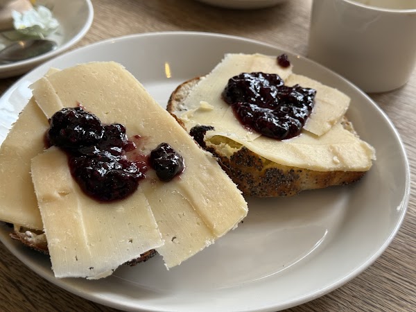 Ástaklokkan 3